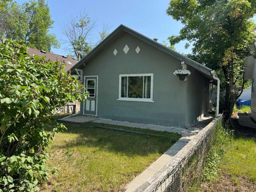 Picture of 408 3 Street E, Drumheller Real Estate Listing