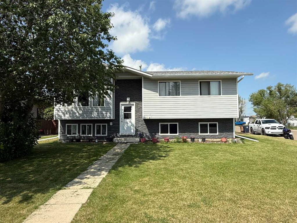Picture of 63 Ash Street W, Brooks Real Estate Listing