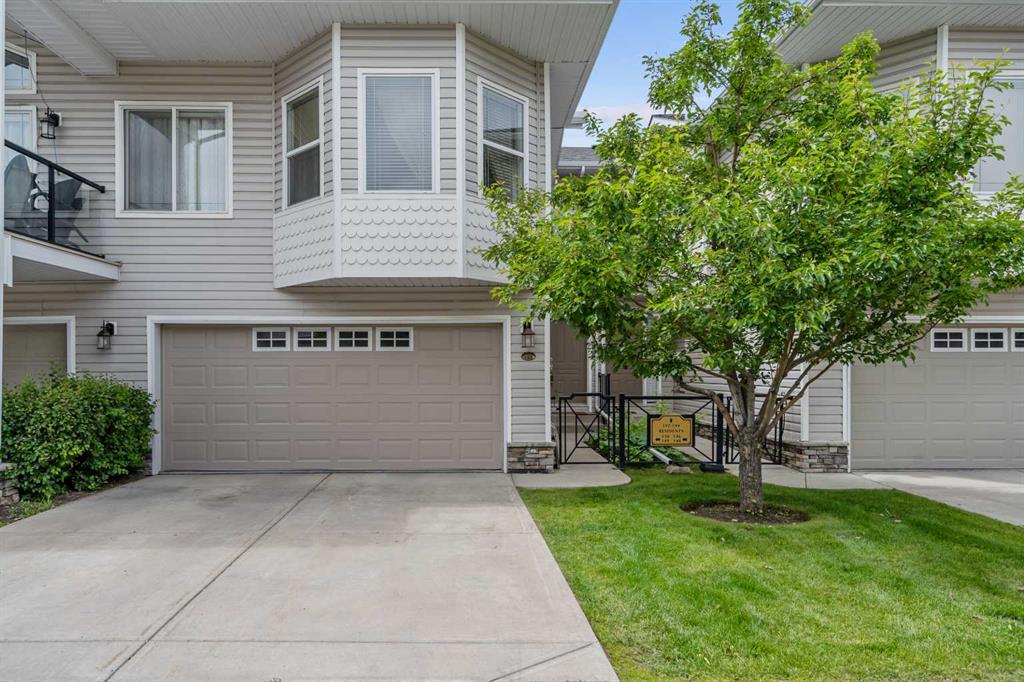 Picture of 142 Rocky Vista Terrace NW, Calgary Real Estate Listing