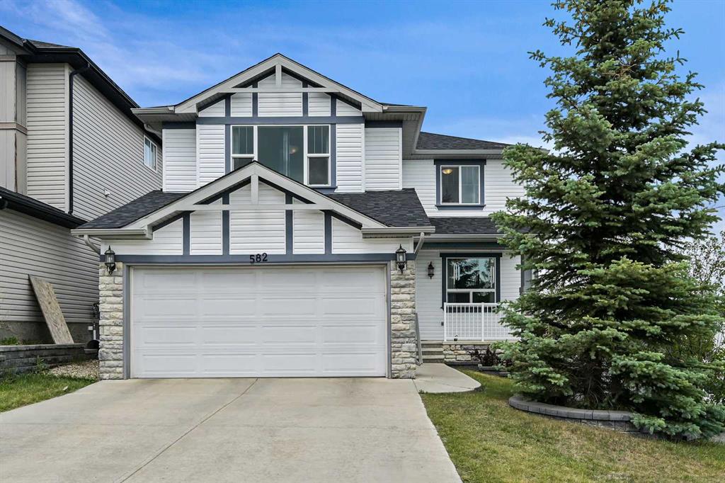 Picture of 582 Panatella Boulevard NW, Calgary Real Estate Listing