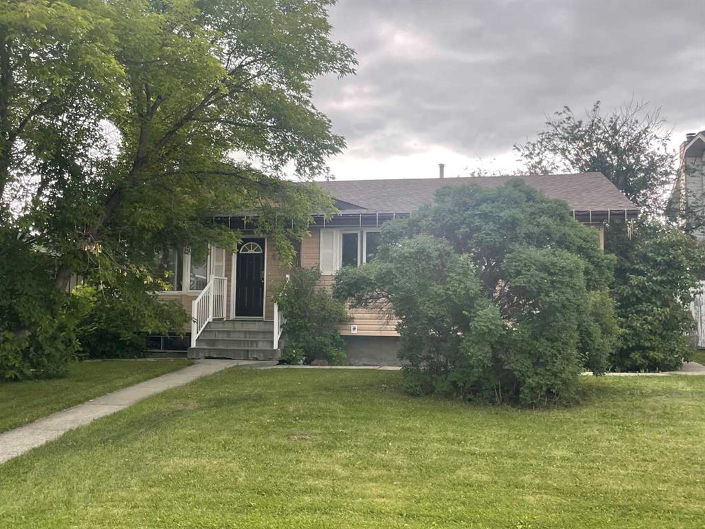 Picture of 4711 44 Street , Mayerthorpe Real Estate Listing