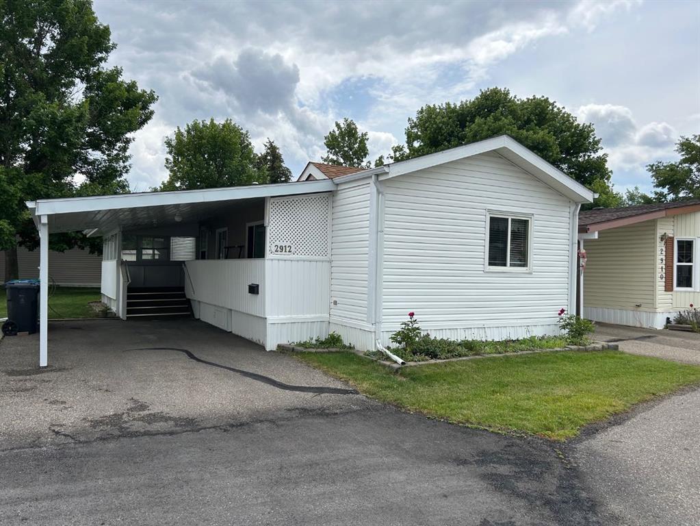 Picture of 2912 30 Avenue S, Lethbridge Real Estate Listing