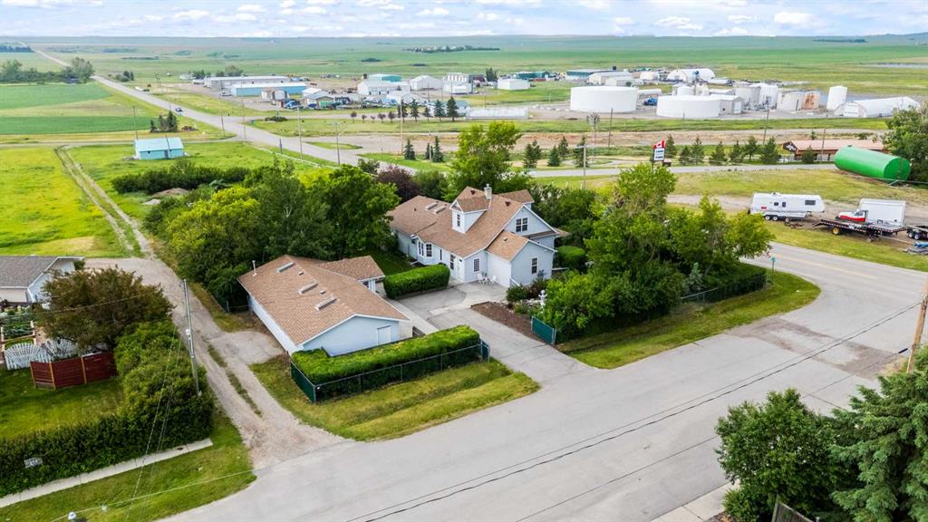 Picture of 717 East Road  , Standard Real Estate Listing