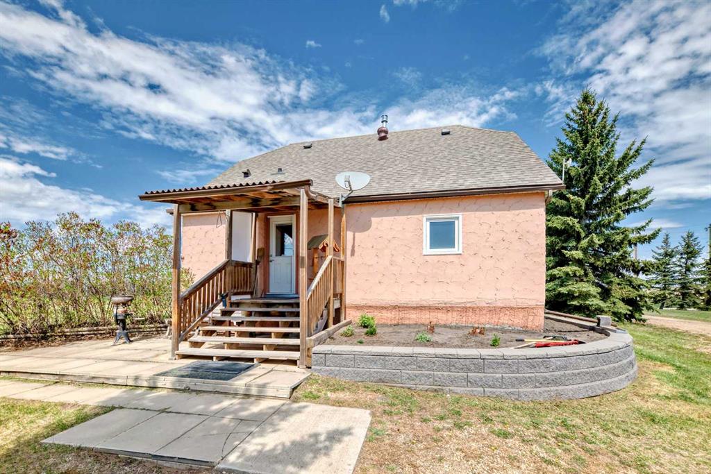 Picture of 263059 Highway 604  , Rural Ponoka County Real Estate Listing
