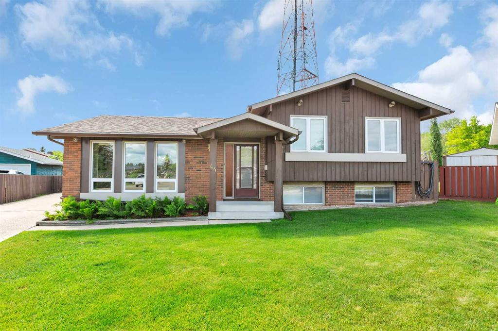 Picture of 44 Harvey Close , Red Deer Real Estate Listing