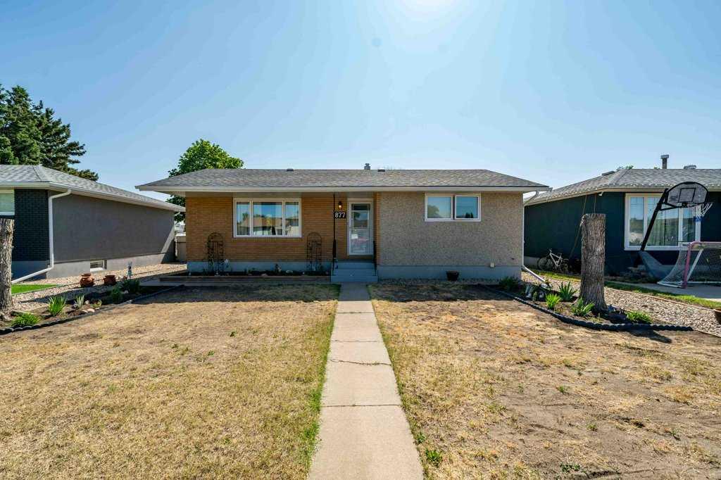 Picture of 877 Stewart Drive NW, Medicine Hat Real Estate Listing