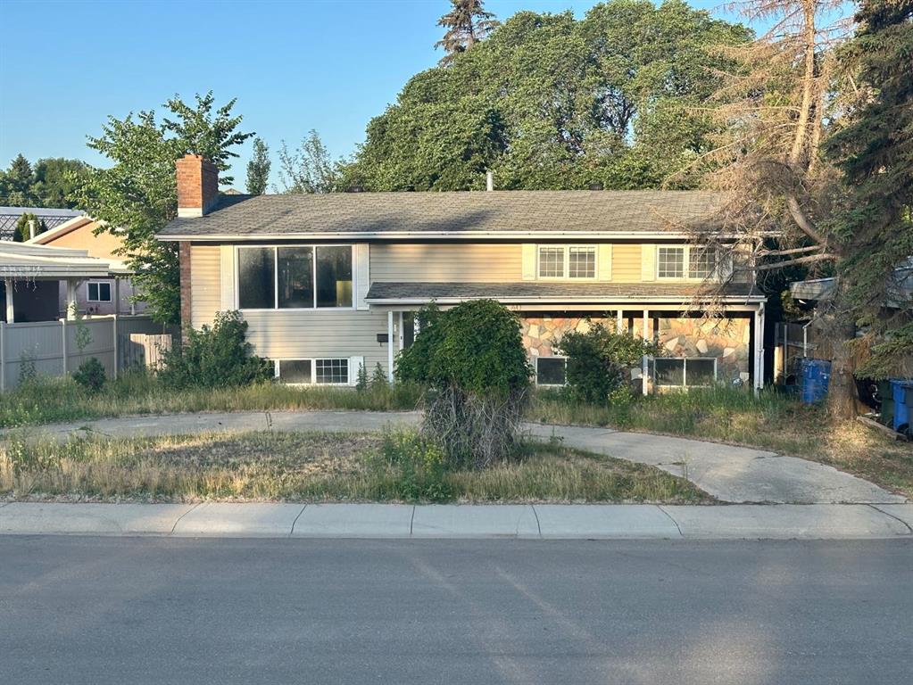 Picture of 40 Harris Street SW, Medicine Hat Real Estate Listing