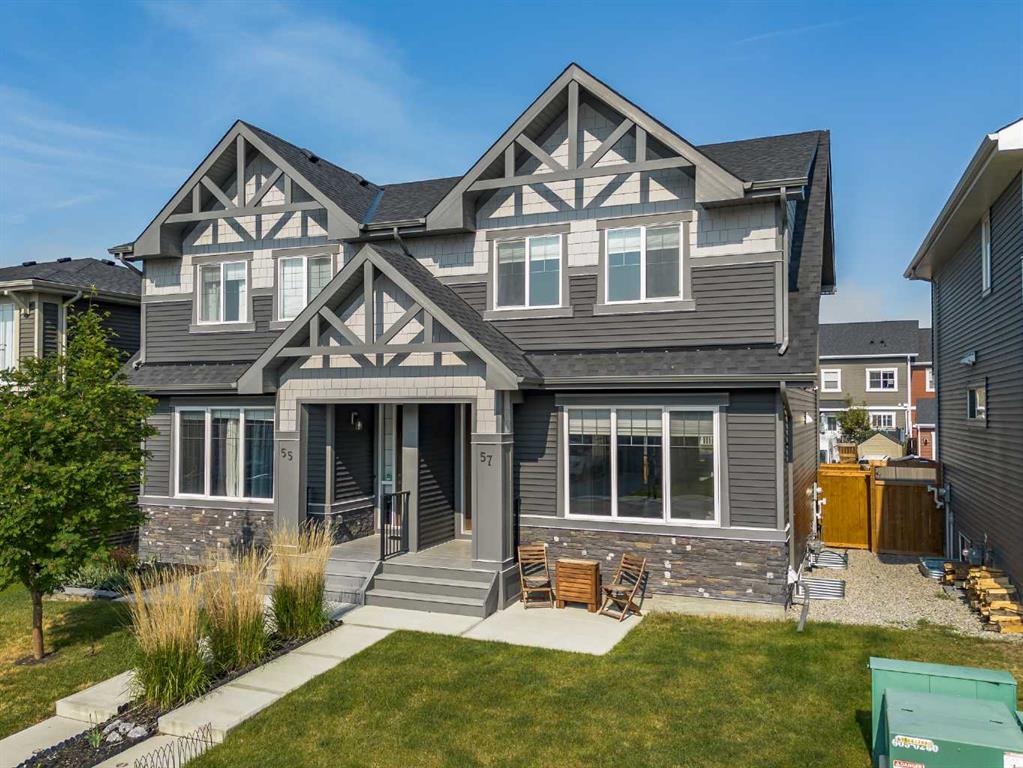 Picture of 57 Sunrise Way , Cochrane Real Estate Listing