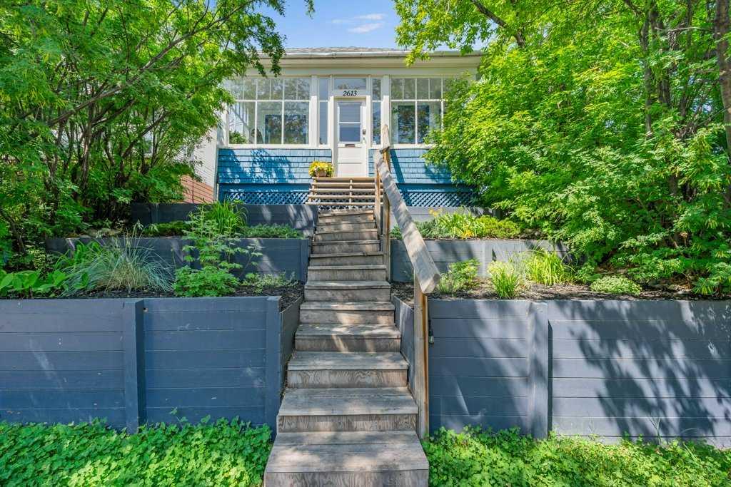 Picture of 2613 16 Street SW, Calgary Real Estate Listing