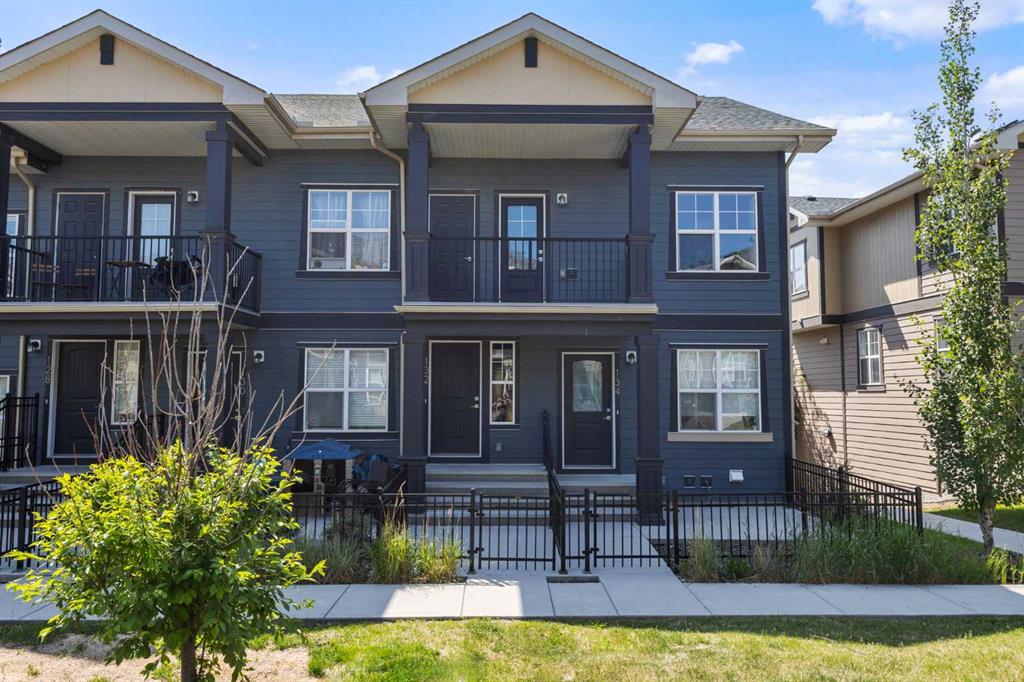 Picture of 132 Evanscrest Gardens NW, Calgary Real Estate Listing
