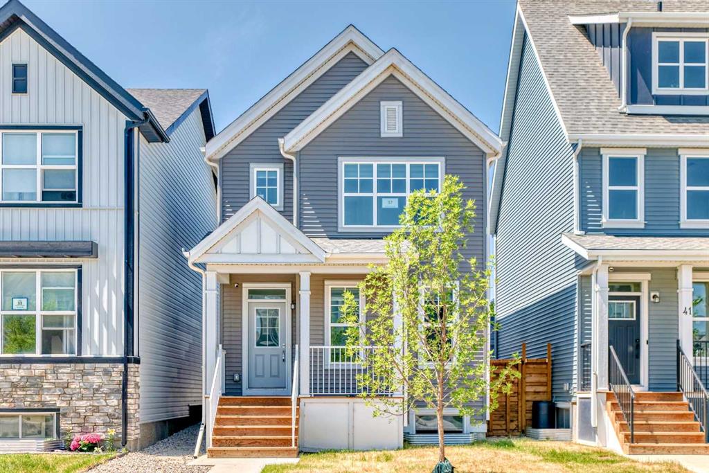 Picture of 37 LAVENDER Passage SE, Calgary Real Estate Listing