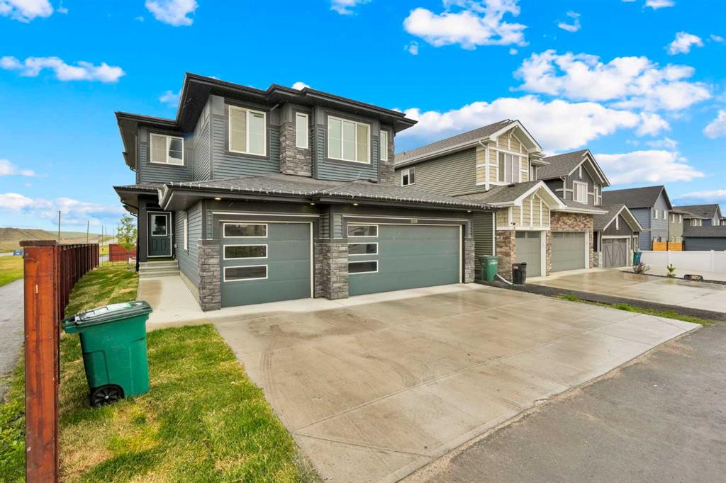 Picture of 508 Creekrun Lane SW, Airdrie Real Estate Listing