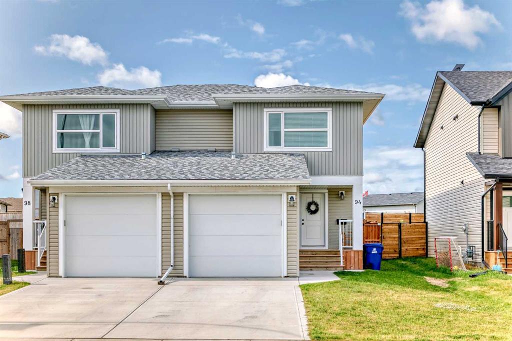 Picture of 94 Ava Crescent , Blackfalds Real Estate Listing