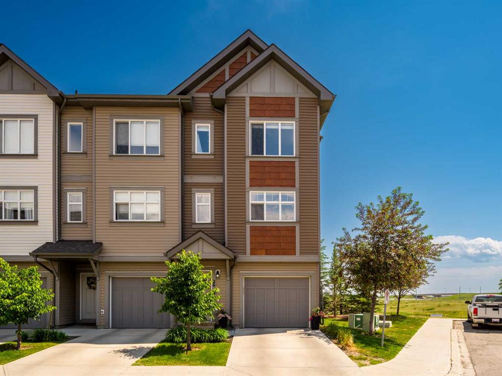 Picture of 26 Copperstone Common SE, Calgary Real Estate Listing