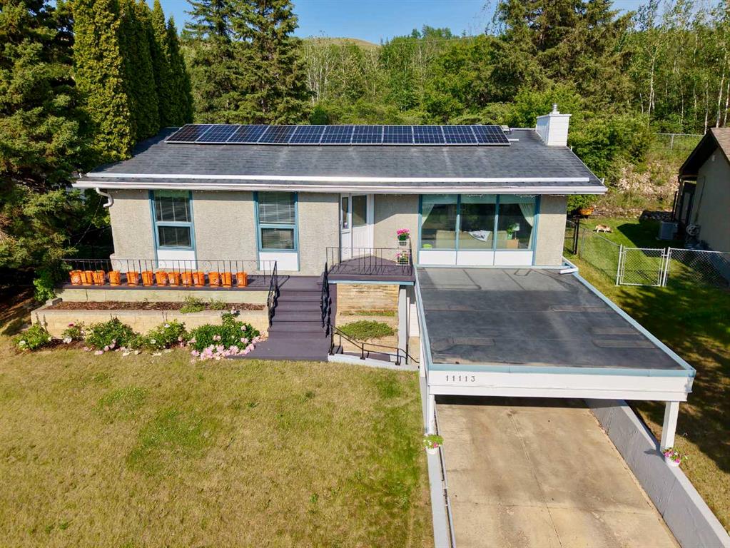 Picture of 11113 103 Street , Peace River Real Estate Listing