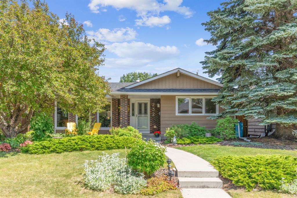 Picture of 232 Parkwood Close SE, Calgary Real Estate Listing