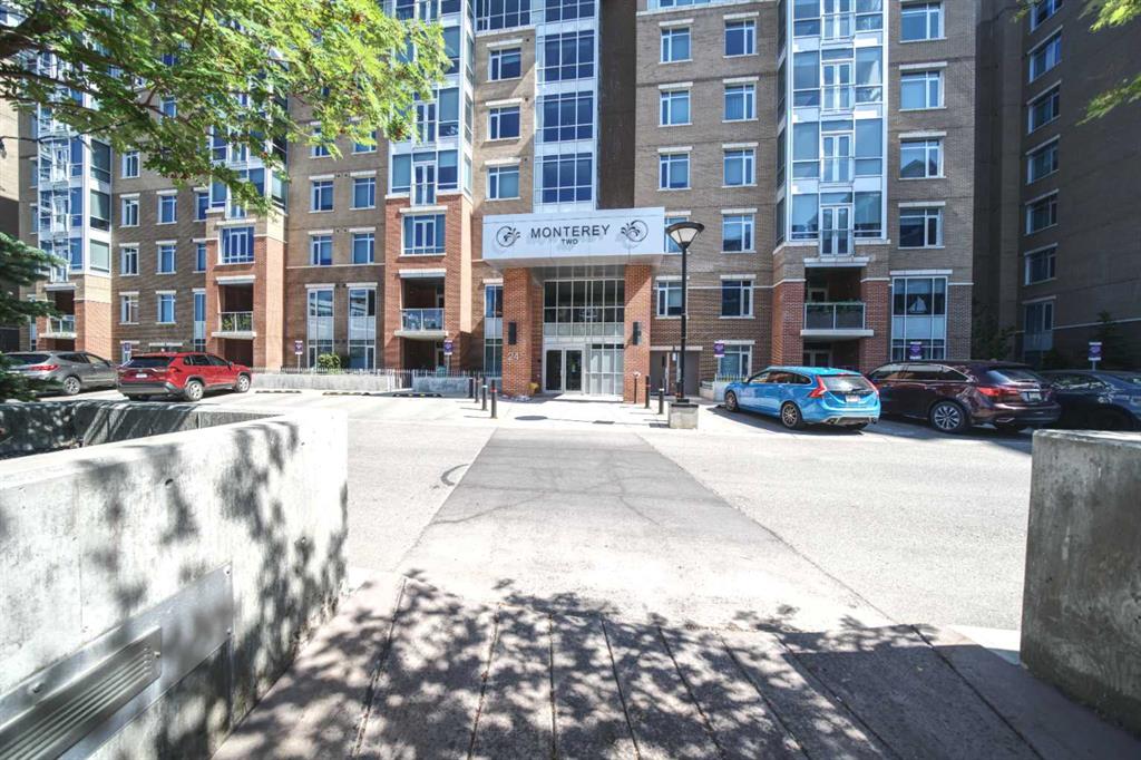 Picture of 307, 24 Varsity Estates Circle NW, Calgary Real Estate Listing