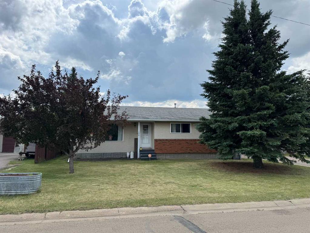 Picture of 1029 18 Avenue  , Wainwright Real Estate Listing