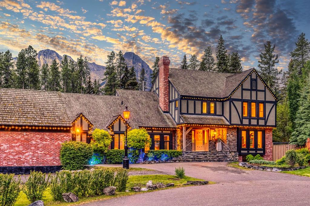 Picture of 5 Woodside Lane , Canmore Real Estate Listing