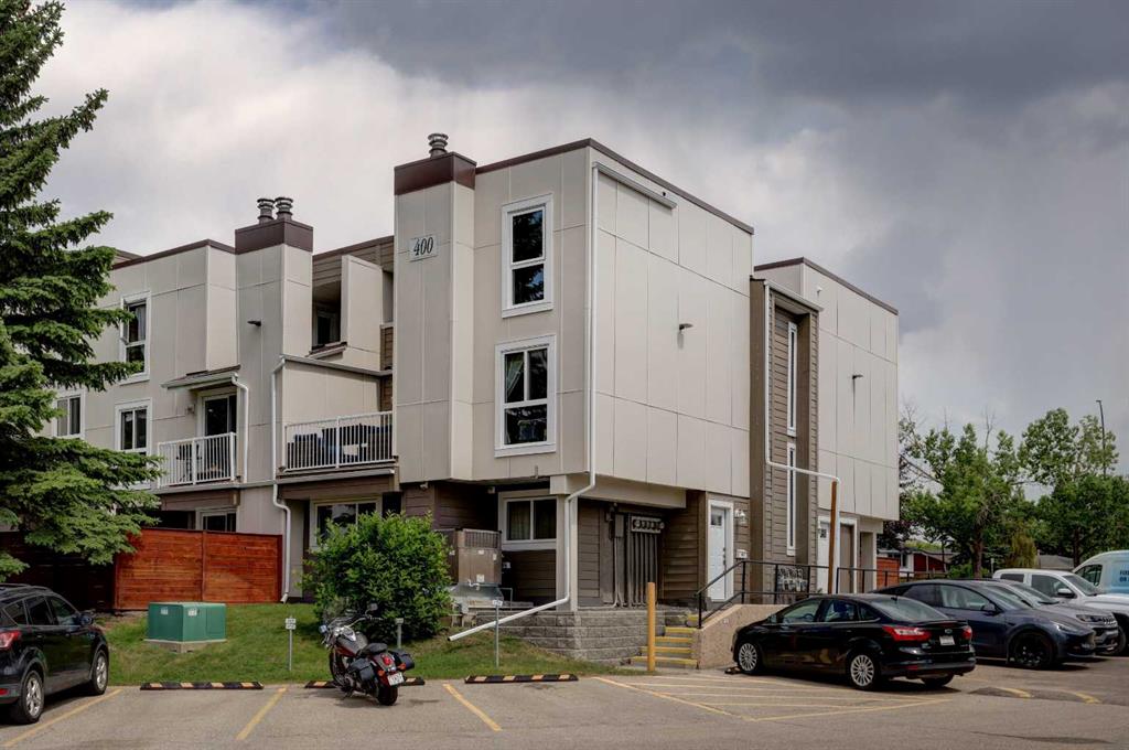 Picture of 407, 13104 Elbow Drive SW, Calgary Real Estate Listing