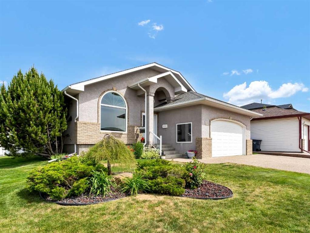 Picture of 608 Stark Way SE, Medicine Hat Real Estate Listing