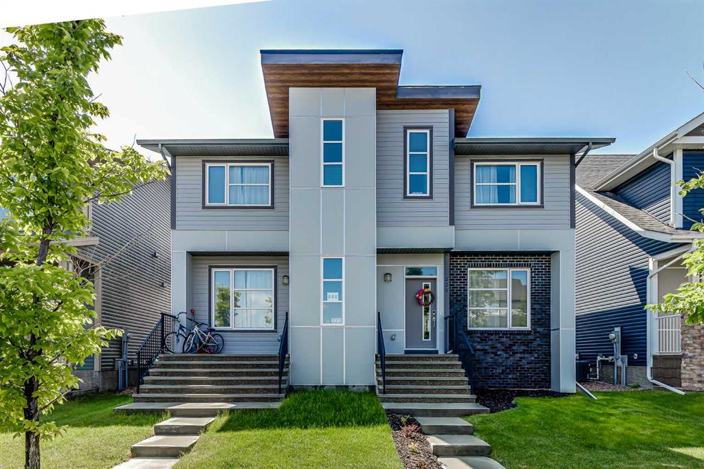 Picture of 225 Chinook Gate Park SW, Airdrie Real Estate Listing
