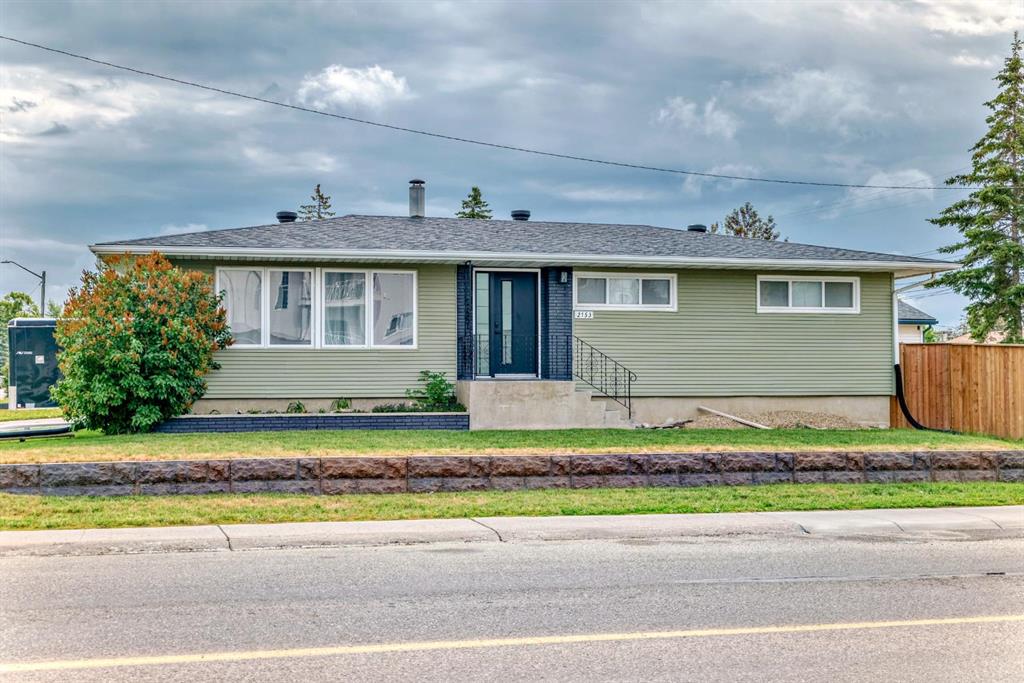 Picture of 2153 20 Avenue , Didsbury Real Estate Listing