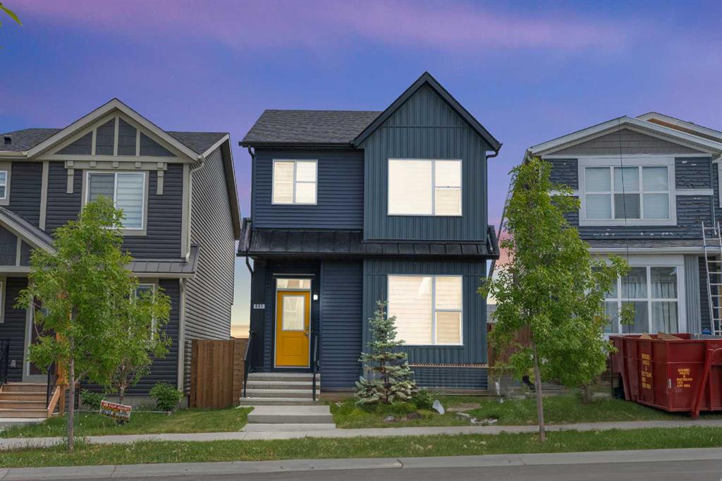 Picture of 685 Livingston Way NE, Calgary Real Estate Listing