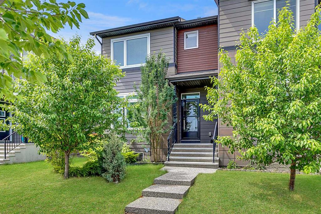 Picture of 84 Walgrove Drive SE, Calgary Real Estate Listing