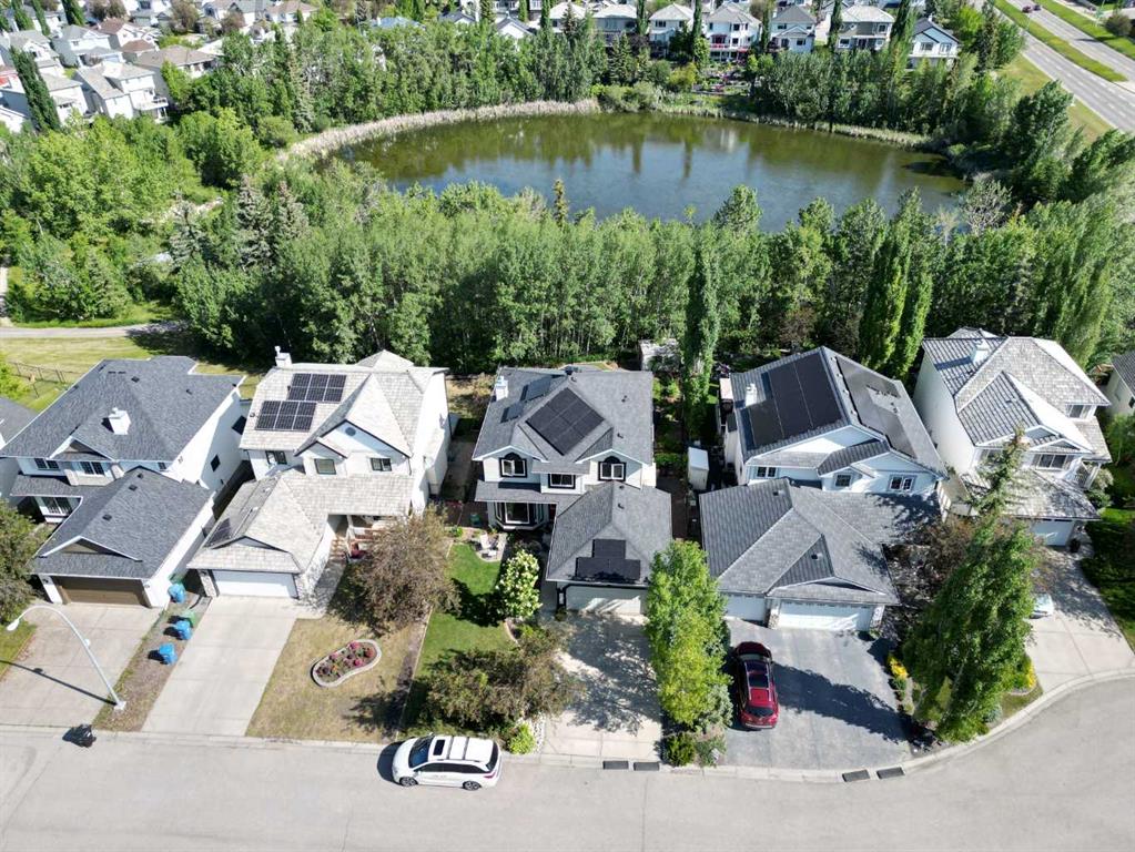 Picture of 40 Rocky Ridge Landing NW, Calgary Real Estate Listing