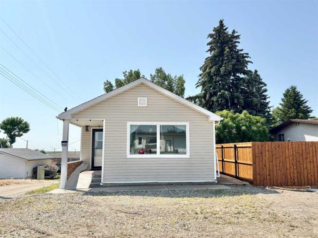 Picture of 112 Center Street , Lomond Real Estate Listing