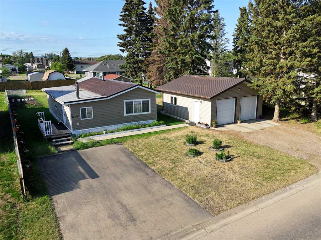 Picture of 10205 101 Avenue , La Crete Real Estate Listing