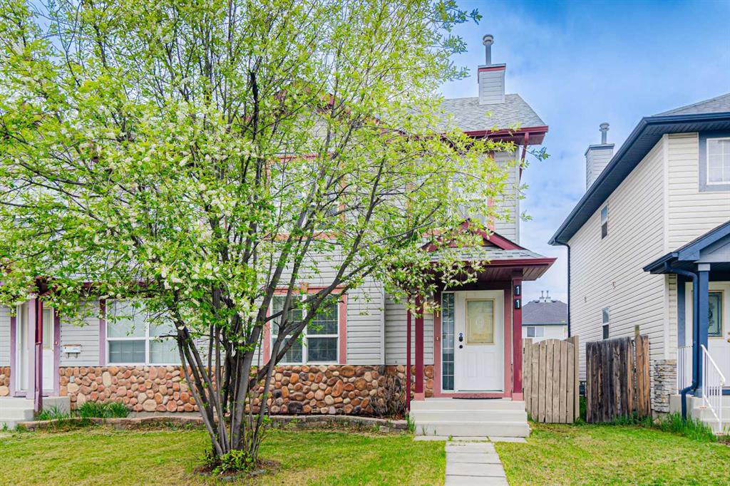 Picture of 11 Taravista Gardens NE, Calgary Real Estate Listing