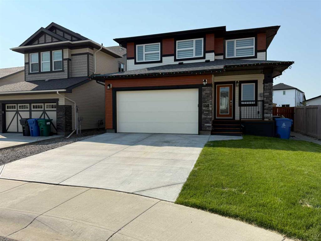 Picture of 571 Firelight Place W, Lethbridge Real Estate Listing
