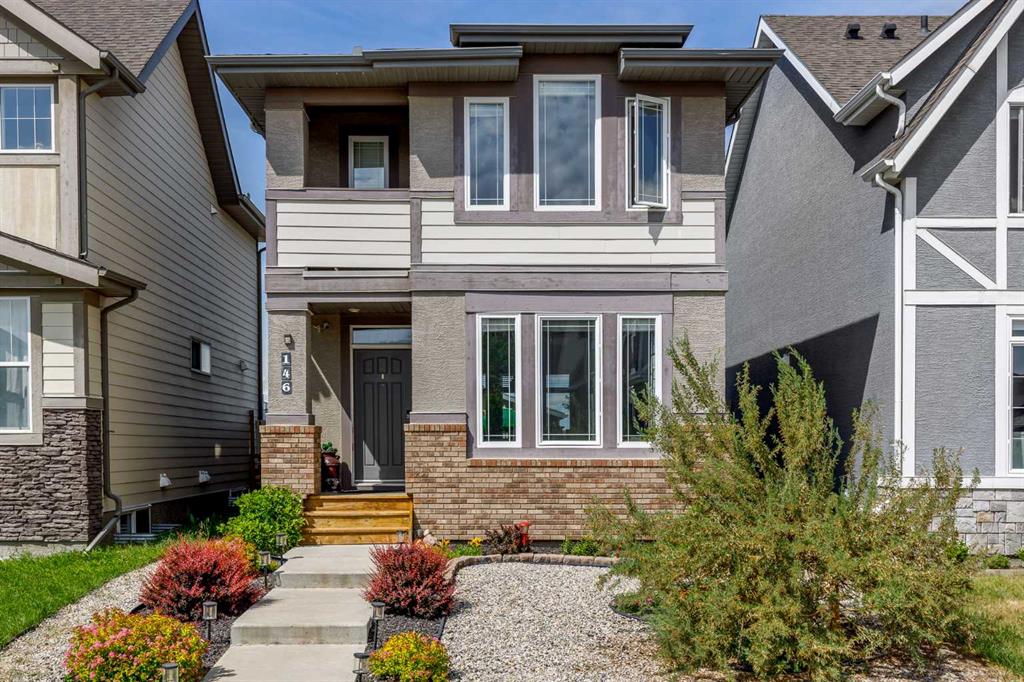 Picture of 146 Marquis Heights SE, Calgary Real Estate Listing