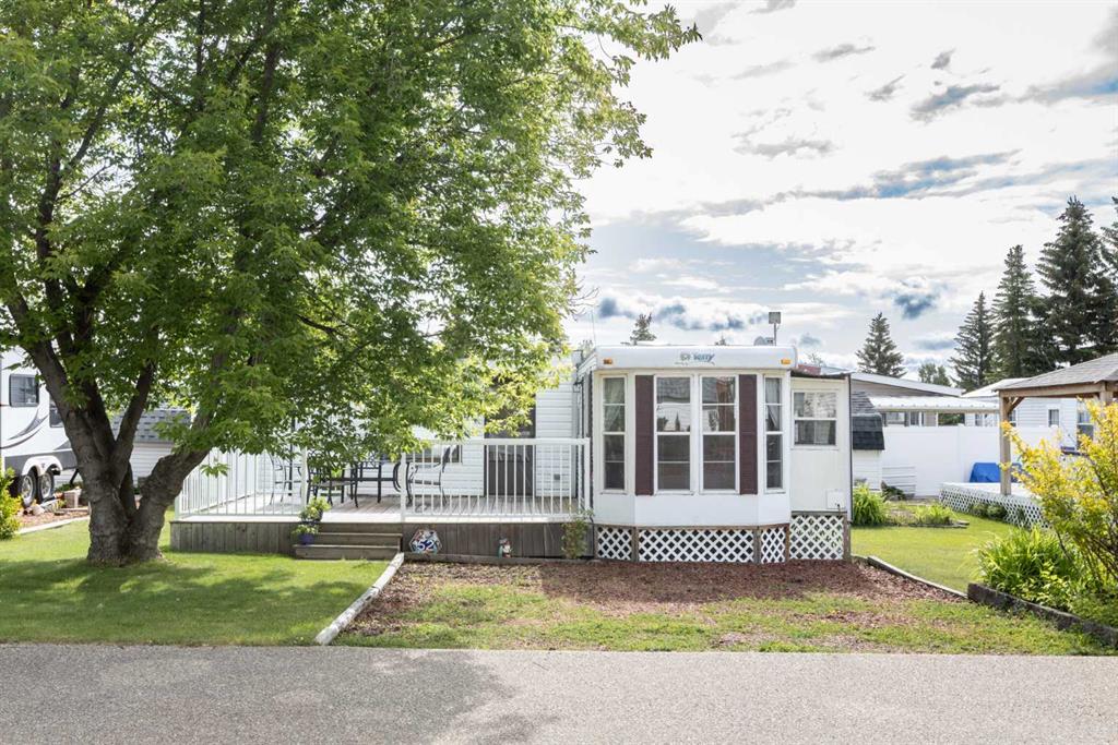 Picture of 52 Points West Resort  , Sylvan Lake Real Estate Listing