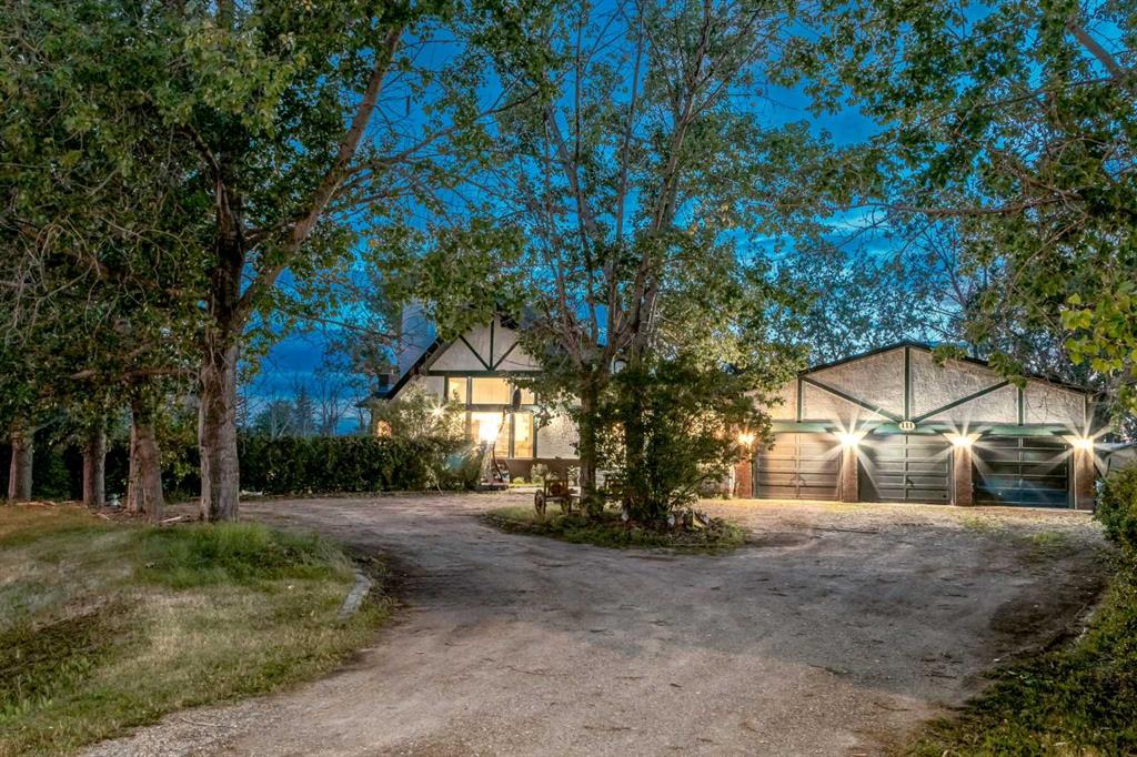 Picture of 111 LANSDOWN Estate , Rural Rocky View County Real Estate Listing
