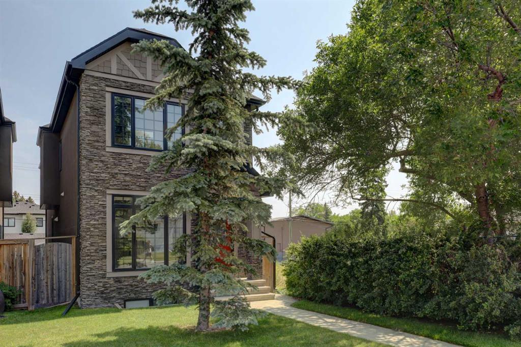 Picture of 2630 33 Street SW, Calgary Real Estate Listing