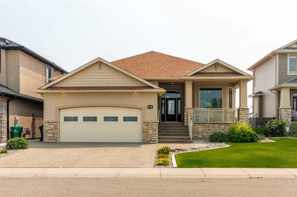 Picture of 969 Canyonview Place W, Lethbridge Real Estate Listing