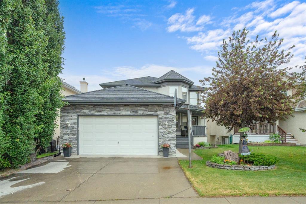 Picture of 127 Citadel Grove NW, Calgary Real Estate Listing