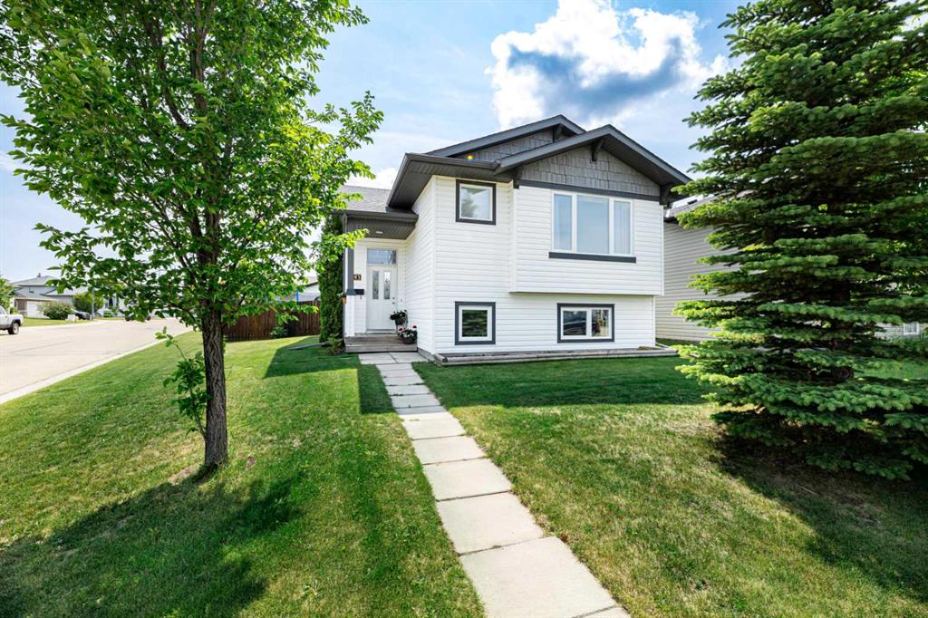 Picture of 93 Woodland Drive , Lacombe Real Estate Listing