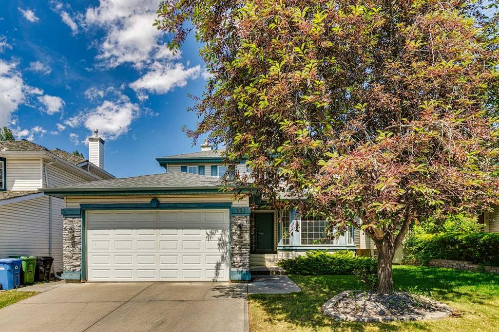 Picture of 151 Douglasdale Point SE, Calgary Real Estate Listing