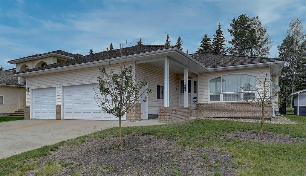 Picture of 9428 Wedgewood Drive N, Wedgewood Real Estate Listing