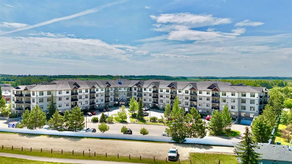 Picture of 121, 100 Lakeway Boulevard , Sylvan Lake Real Estate Listing