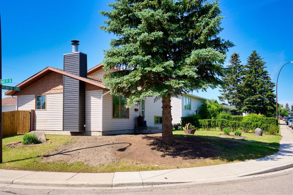 Picture of 1176 Penrith Crescent SE, Calgary Real Estate Listing