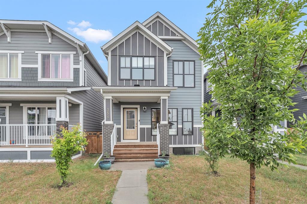 Picture of 354 Magnolia Square SE, Calgary Real Estate Listing