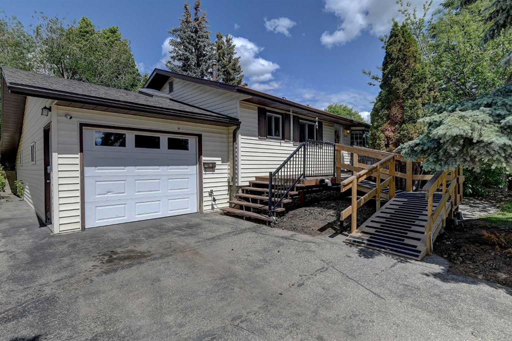 Picture of 9648 108 Avenue , Grande Prairie Real Estate Listing