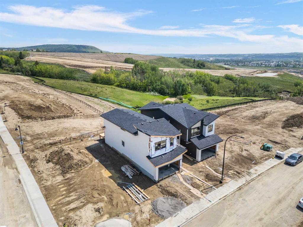Picture of 47 Heritage Heath , Cochrane Real Estate Listing