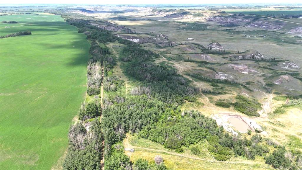 Picture of 185 Range Road , Rural Stettler No. 6, County of Real Estate Listing