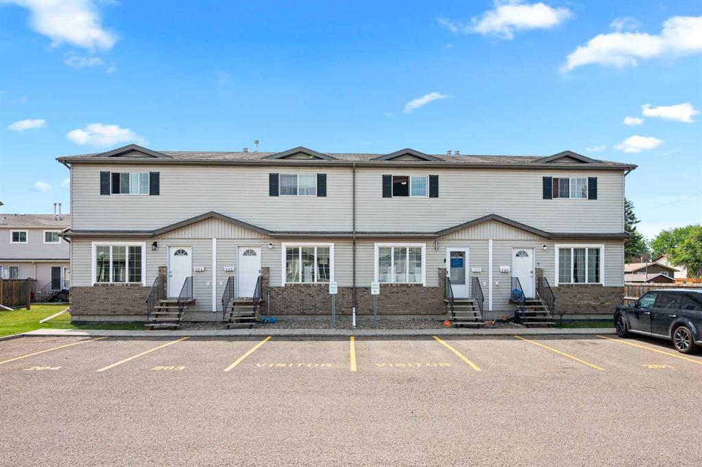 Picture of 202, 4801 47 Avenue , Lloydminster Real Estate Listing